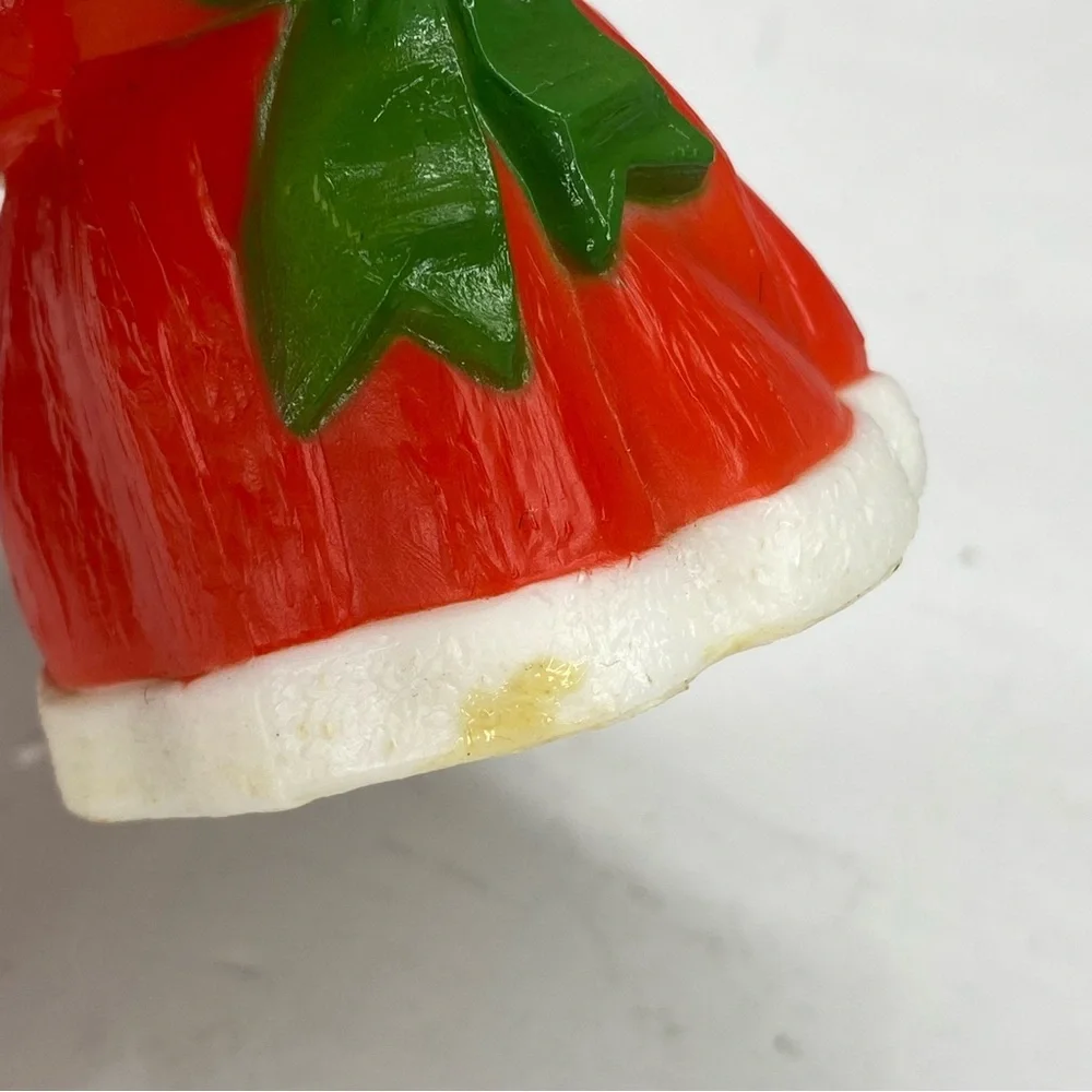 Vtg Hallmark Cards Mr and Mrs Santa Claus Christmas Salt & Pepper Shakers 1980s
